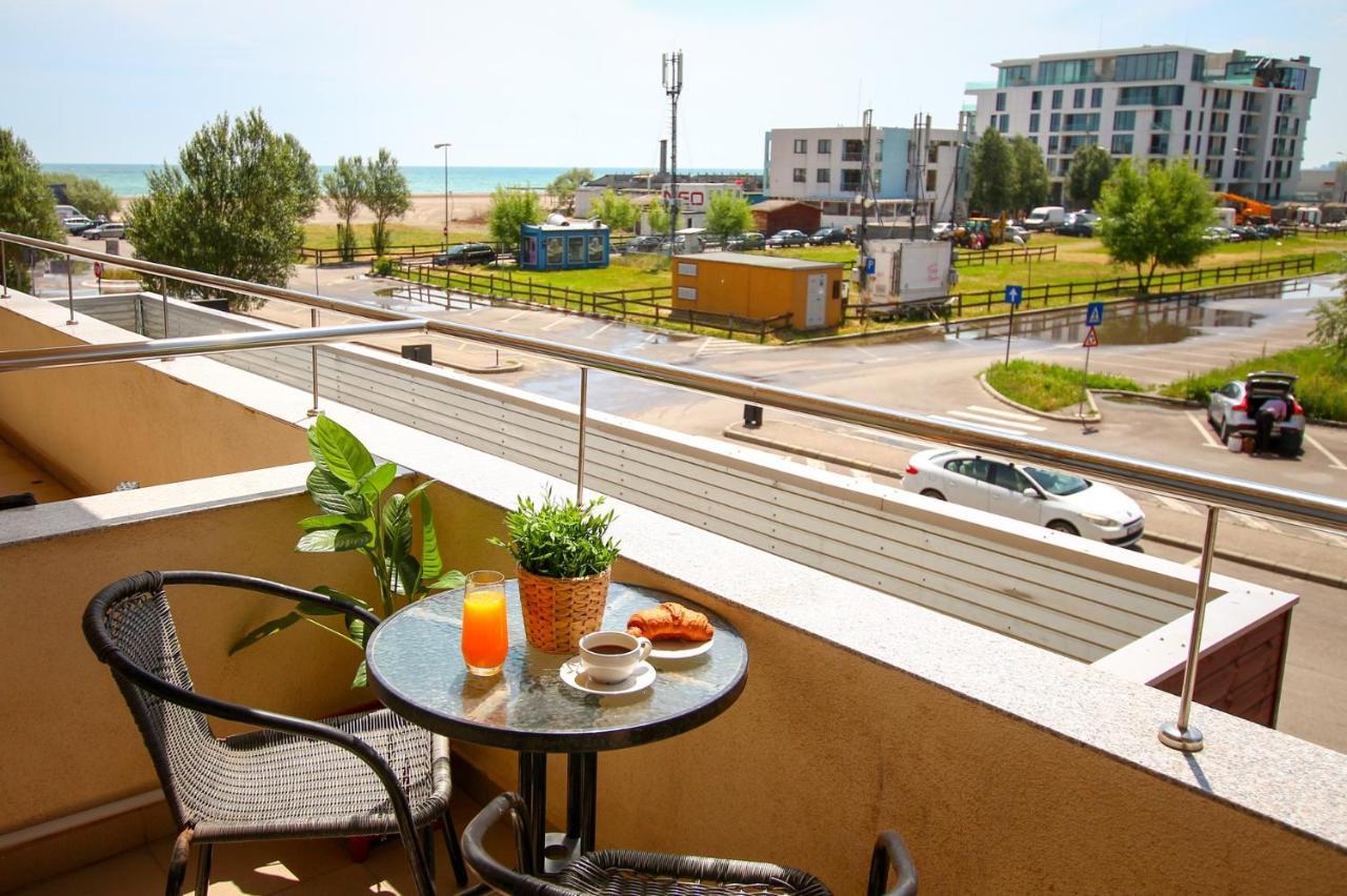 Fratelli Apartments Summerland Mamaia Esterno foto