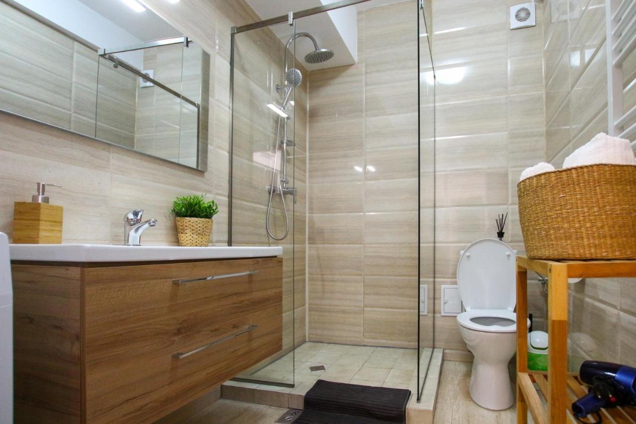 Fratelli Apartments Summerland Mamaia Esterno foto