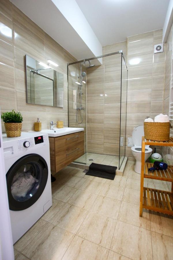 Fratelli Apartments Summerland Mamaia Esterno foto