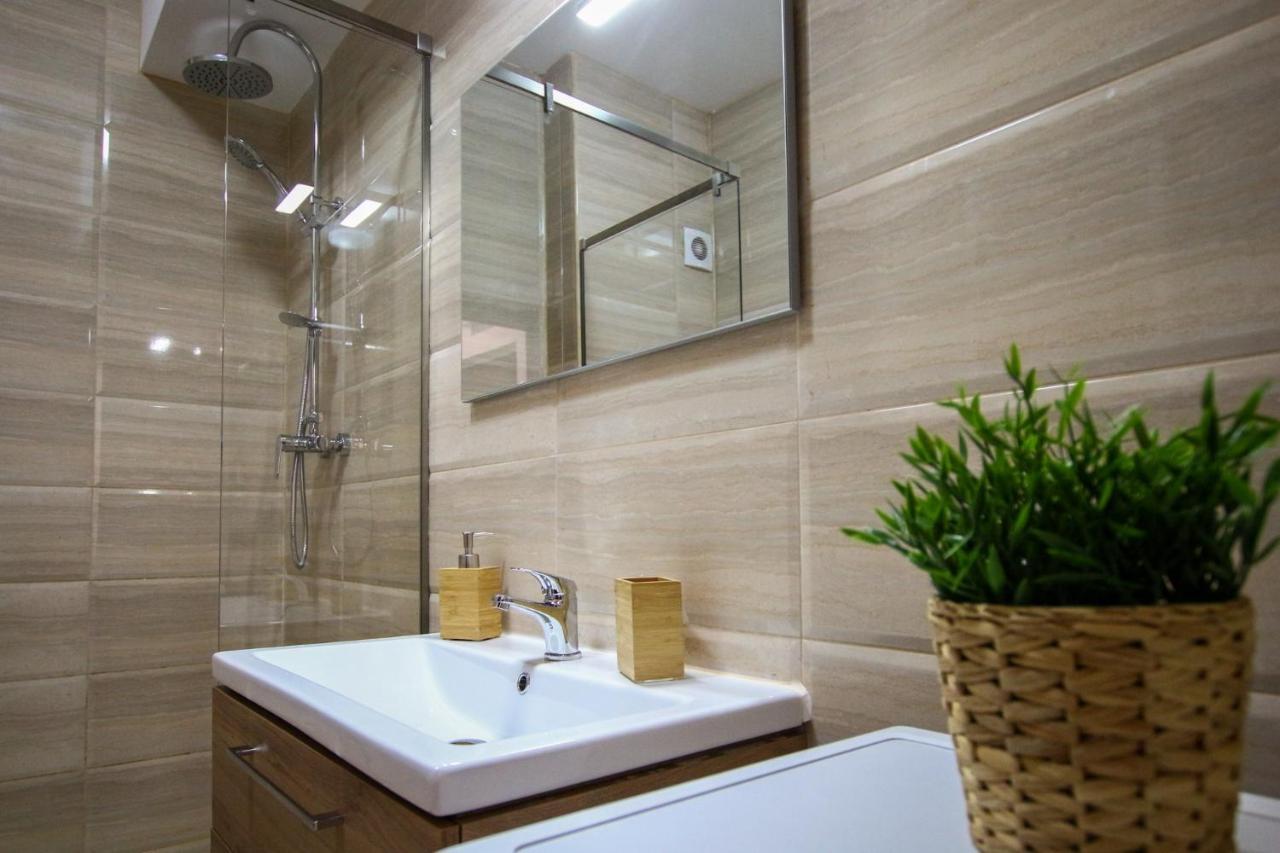 Fratelli Apartments Summerland Mamaia Esterno foto